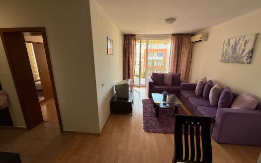 Комфортная двухкомнатная квартира с мебелью и техникой в жилом комплексе Nessebar Fort Club, Солнечный Берег