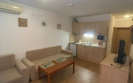 Светлая двухкомнатная квартира рядом с морем в комплексе Stella Polaris 1, Солнечный Берег