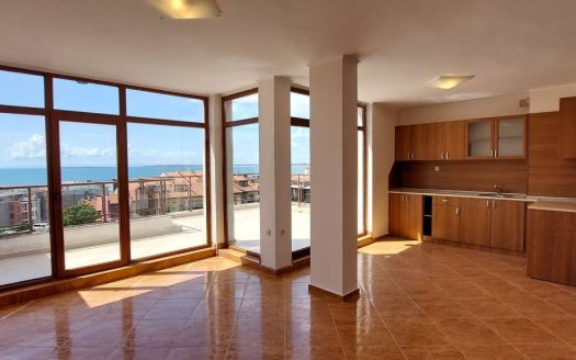 Трехкомнатная квартира с видом на море в престижном комплексе Helios в Святом Власе