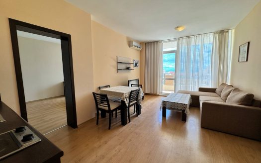 Трёхкомнатный апартамент с видом на море в престижном комплексе Luxor, Святой Влас