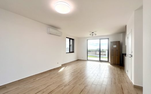 Современный двухэтажный дом с морским видом в комплексе Victoria Hill / Sunset в Поморие