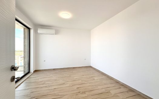 Современный двухэтажный дом с морским видом в комплексе Victoria Hill / Sunset в Поморие