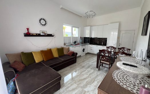 Просторный двухкомнатный апартамент с высокими потолками в новом комплексе Magnolia 6, Солнечный Берег