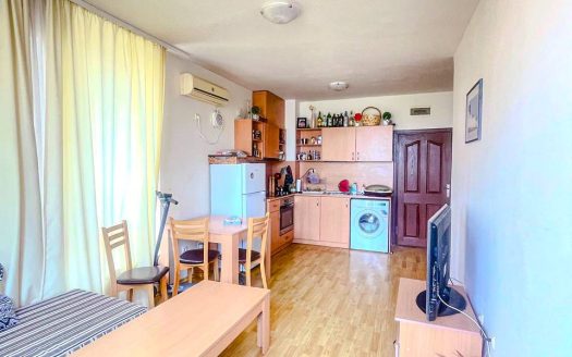 Ваш шанс купить двухкомнатную квартиру в Святом Власе по цене студии, комплекс Panorama Bay