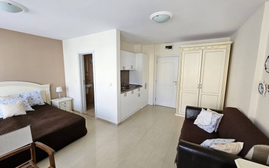 Уникальное предложение — просторная студия в элитном комплексе Aphrodite Palace на Солнечном Берегу