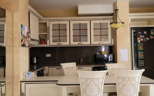 Красивый апартамент-дуплекс с видом на море и горы в Святом Власе — комплекс Артур