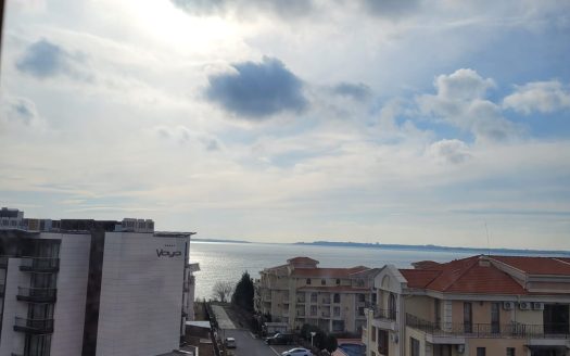 Красивый апартамент-дуплекс с видом на море и горы в Святом Власе — комплекс Артур