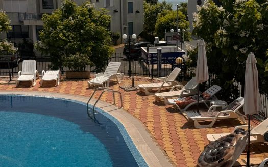 Просторная квартира с одной спальней и видом на море и бассейн, Святой Влас комплекс Chateau Nessebar