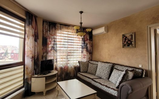 Красивый апартамент-дуплекс с видом на море и горы в Святом Власе — комплекс Артур