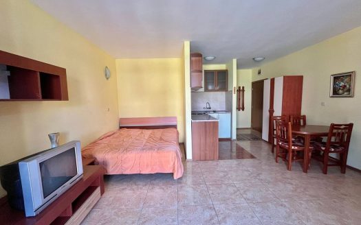 Большая студия в жилом комплексе Elit курорта Солнечный Берег