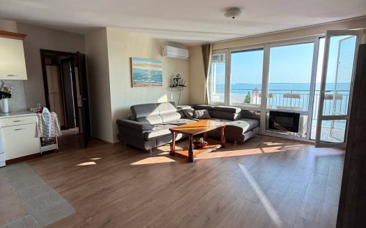 Трехкомнатная квартира с фронтальным видом на море в Marina View Fort Beach, Святой Влас