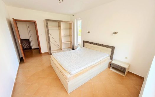 Светлая двухкомнатная квартира в комплексе Solis, расположенном в районе Какао Бич на курорте Солнечный берег.