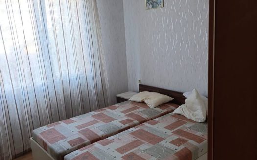 Просторный апартамент с двумя спальнями в жилом доме в Несебре