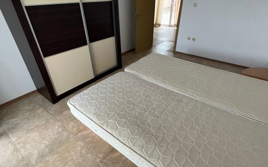 Трёхкомнатная квартира в центре Солнечного Берега с панорамой на горы — комплекс Гранд Камелия