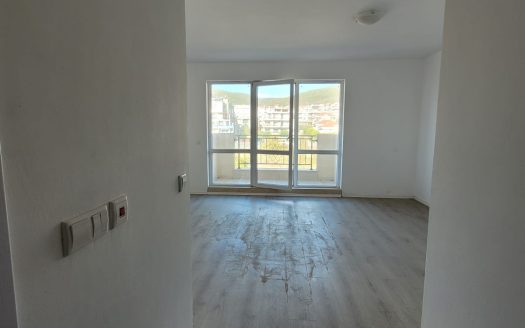 Просторная студия с видом на горы в комплексе на первой линии — комплекс Ипанема бич