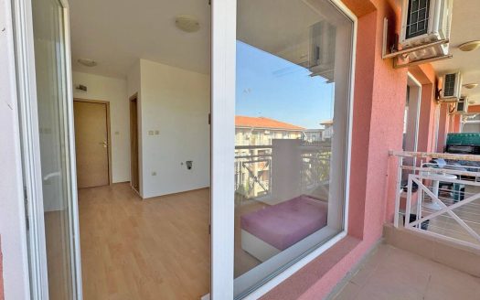 Продается студия без мебели в комплексе Sunny Day 6, Солнечный Берег