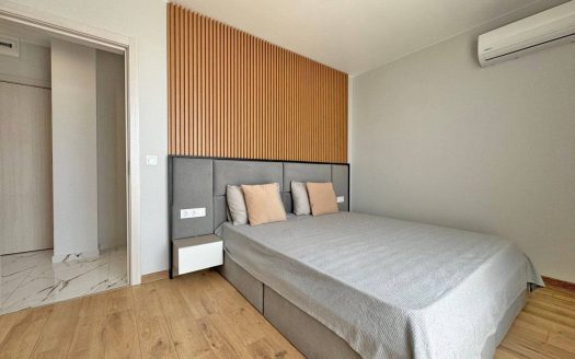 Светлая односпальная квартира в комплексе Emilia Romana Park, Солнечный берег