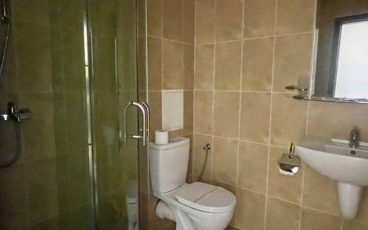 Просторный апартамент с одной спальней в Святом Власе – Люксор, с видом на бассейн