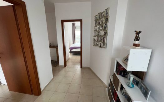 Продается просторный пентхаус на Солнечном берегу с великолепным видом на горы!