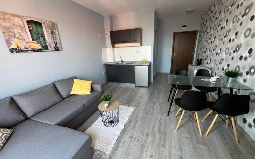 Апартамент-студия с дизайнерским интерьером вблизи Солнечного Берега — комплекс Санни Дэй 6