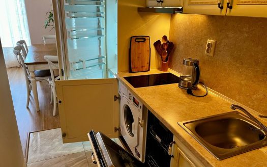 Трёхкомнатная квартира 91 м² в комплексе Izida Palace, Солнечный берег