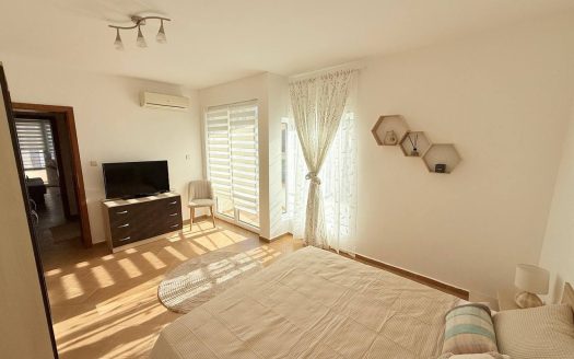 Трёхкомнатный апартамент в комплексе Солис, район Какао Бич, Солнечный берег