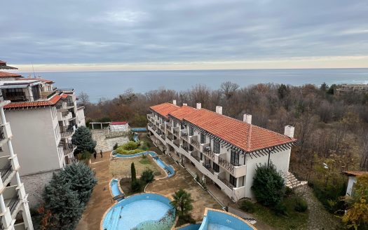 Просторная студия с видом на море, Обзор — комплекс The Cliff Beach & Spa Resort