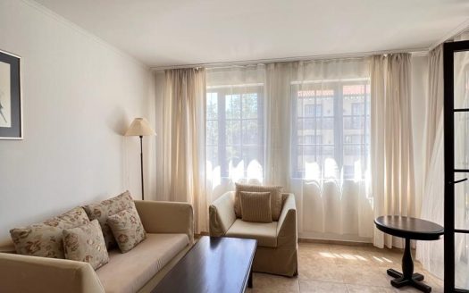 Двухкомнатная квартира с видом на бассейн и зелёный двор в комплексе The Cliff Beach & Spa Resort