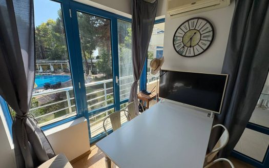 Квартира с одной спальней 71 м² в комплексе Excelsior, Солнечный берег