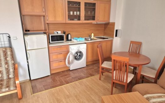 Продается просторная квартира-студия в комплексе Riviera Fort Beach