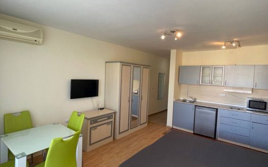 Studio with pool view - complex "Riviera Fort Beach", Ravda