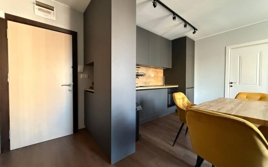 Современная трехкомнатная квартира с видом на бассейн в комплексе Admiral Plaza, Солнечный Берег