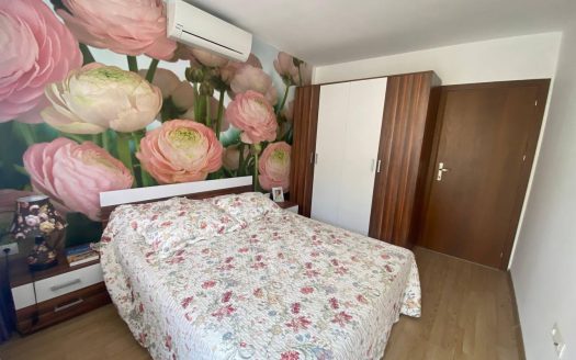 Трехкомнатная квартира с видом на бассейн и море в комплексе Райский сад, Святой Влас