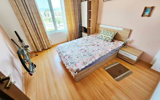 Двухкомнатная квартира с одной спальней и видом на бассейн в комплексе Sunny Day Premium, Солнечный берег