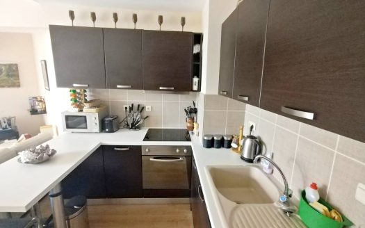 Квартира с двумя спальнями в комплексе Chateau Valon, Солнечный берег