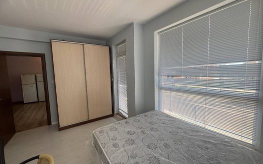 Просторная четырёхкомнатная квартира в районе Чёрное море, Несебр