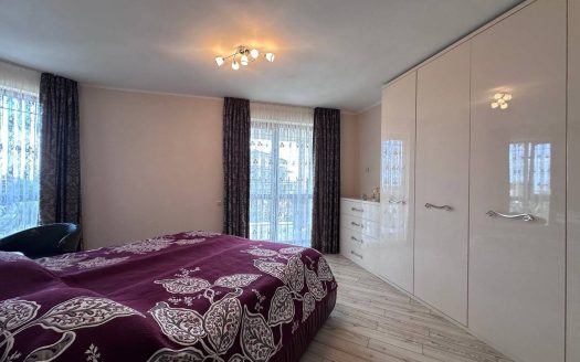 Просторный апартамент с двумя спальнями и большой террасой — комплекс Poseidon, Несебр