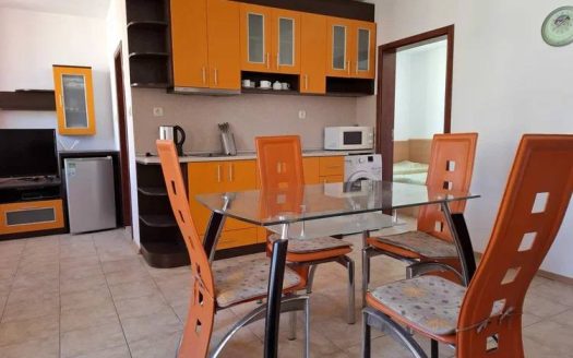 Трёхкомнатная квартира с видом на море в комплексе Siana 2, Святой Влас