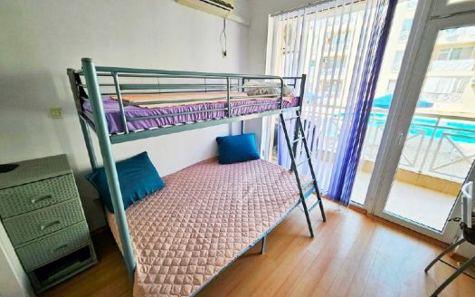 Студия с мебелью и видом на бассейн в комплексе Sunny Day 6, Солнечный берег