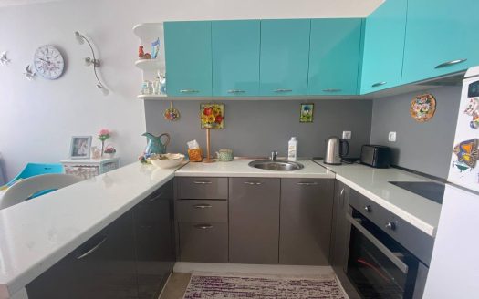 Трехкомнатная квартира с видом на бассейн и море в комплексе Райский сад, Святой Влас