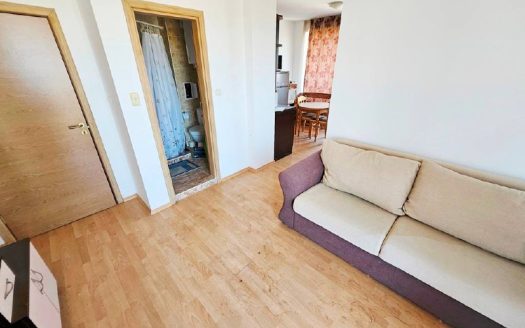 One bedroom apartment with furniture in complex Sunny Day 6, Sunny Beach