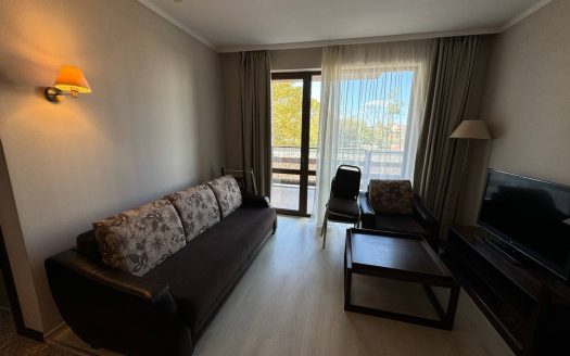 Апартамент с одной спальней на первой линии моря — комфорт и инвестиционная привлекательность у побережья