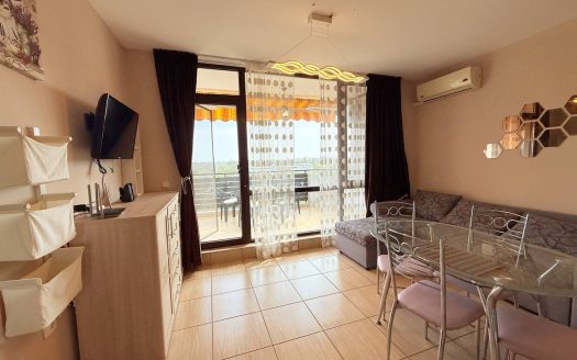 One bedroom apartment in complex Viyana, Nessebar