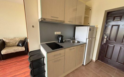 Студия с рассрочкой до 5 лет в Holiday Fort Noks, Солнечный берег