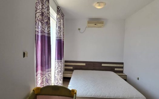 Просторный апартамент с двумя спальнями в комплексе Sunny Day 3