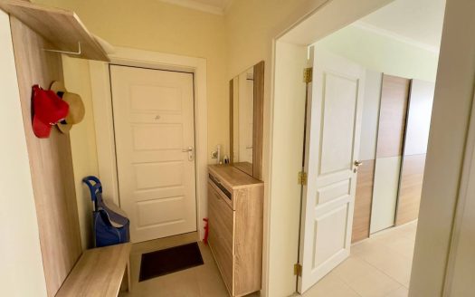 Трёхкомнатный апартамент с видом на море в комплексе Akrotiria, Несебр