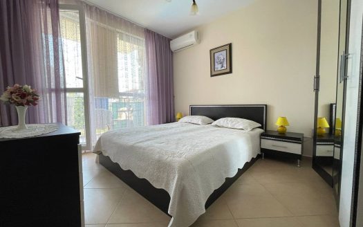 Two bedroom apartment with pool view in the complex "Sun and Sea", Sunny Beach