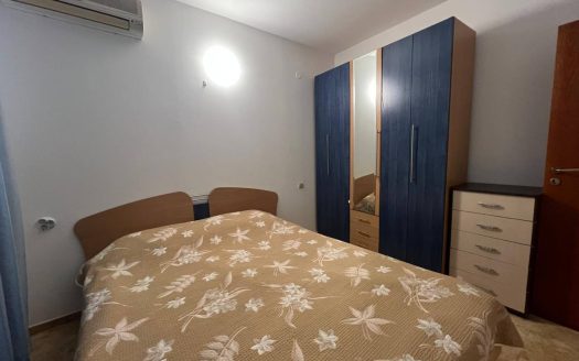 Квартира с собственным двориком у моря — комплекс “Залив”, Святой Влас