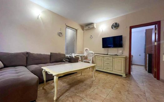 Квартира с собственным двориком у моря — комплекс “Залив”, Святой Влас