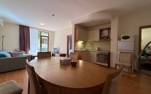 Апартамент с видом на бассейн — Garden of Eden, Святой Влас